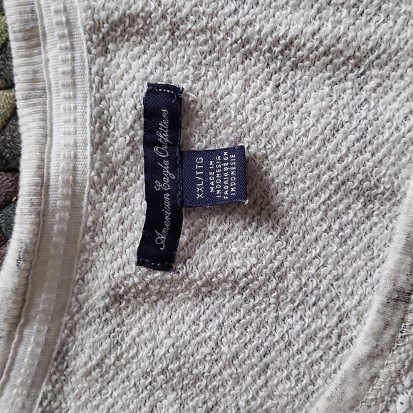 American Eagles sweatshirt - Picture 8 of 8